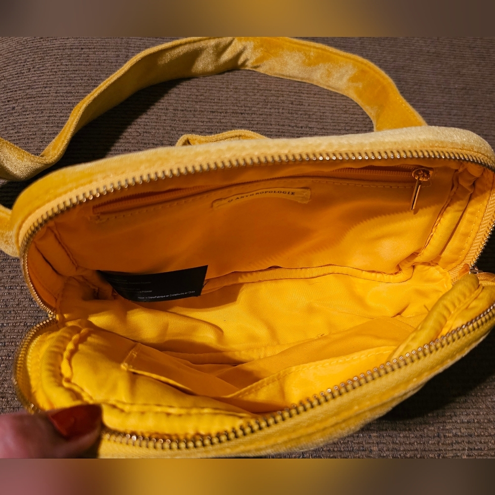 Anthropologie Velet Beltbag In Mustard With Goldtone Hardware EUC - Picture 10 of 12